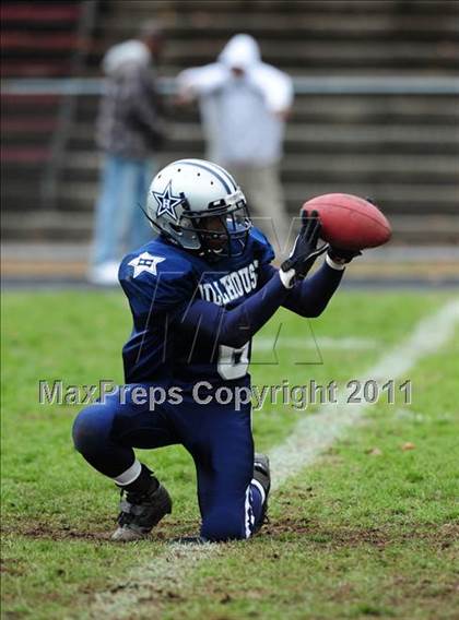 Thumbnail 2 in Branford @ Hillhouse photogallery.