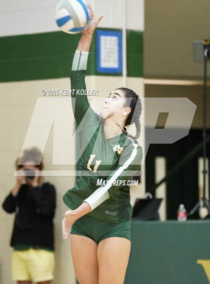 Thumbnail 3 in Notre Dame Prep vs. Rochester (Notre Dame Prep Quad) photogallery.