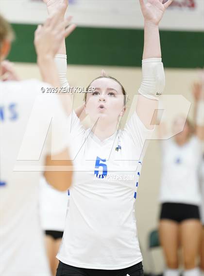 Thumbnail 2 in Notre Dame Prep vs. Rochester (Notre Dame Prep Quad) photogallery.