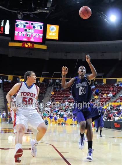 Thumbnail 3 in Chavez vs. Mountain View (AIA 5A-I State Tournament) photogallery.