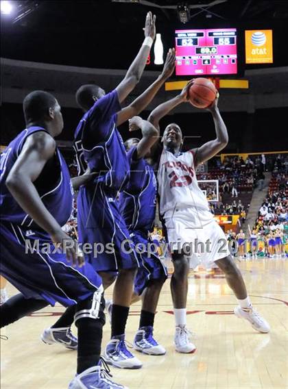 Thumbnail 2 in Chavez vs. Mountain View (AIA 5A-I State Tournament) photogallery.