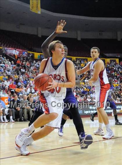 Thumbnail 3 in Chavez vs. Mountain View (AIA 5A-I State Tournament) photogallery.