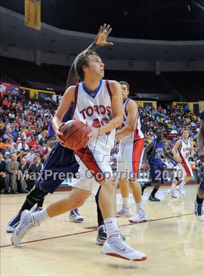 Thumbnail 1 in Chavez vs. Mountain View (AIA 5A-I State Tournament) photogallery.