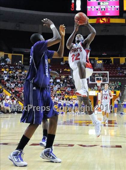 Thumbnail 1 in Chavez vs. Mountain View (AIA 5A-I State Tournament) photogallery.