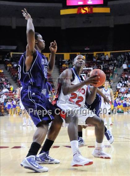 Thumbnail 2 in Chavez vs. Mountain View (AIA 5A-I State Tournament) photogallery.