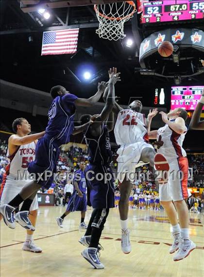 Thumbnail 1 in Chavez vs. Mountain View (AIA 5A-I State Tournament) photogallery.
