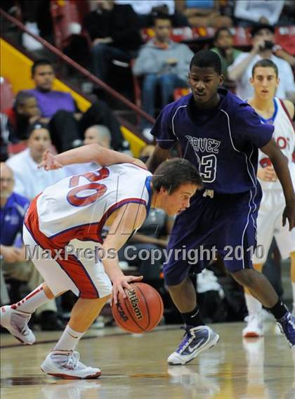 Thumbnail 2 in Chavez vs. Mountain View (AIA 5A-I State Tournament) photogallery.