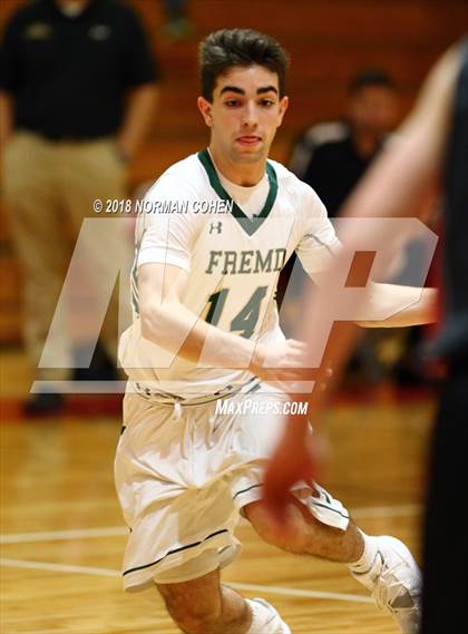 Thumbnail 3 in Fremd vs. Mundelein photogallery.