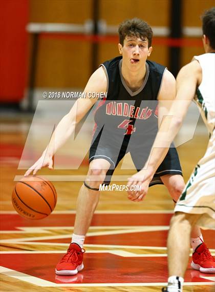 Thumbnail 1 in Fremd vs. Mundelein photogallery.