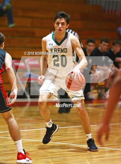 Thumbnail 2 in Fremd vs. Mundelein photogallery.