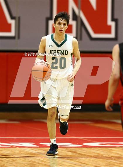 Thumbnail 3 in Fremd vs. Mundelein photogallery.