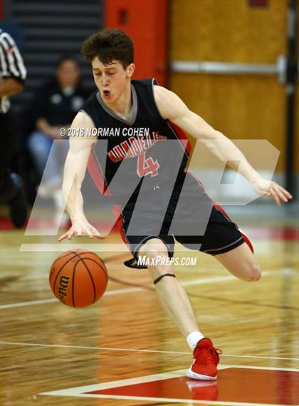 Thumbnail 1 in Fremd vs. Mundelein photogallery.