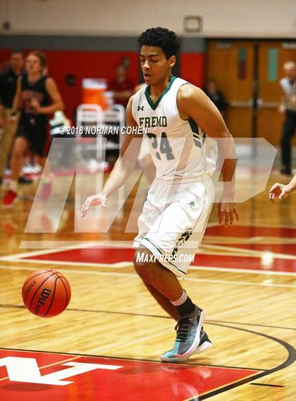 Thumbnail 1 in Fremd vs. Mundelein photogallery.