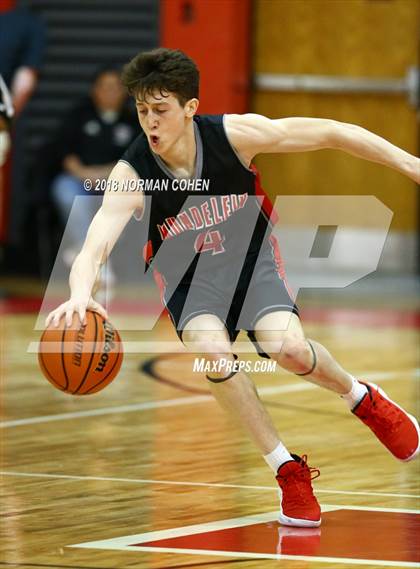 Thumbnail 2 in Fremd vs. Mundelein photogallery.