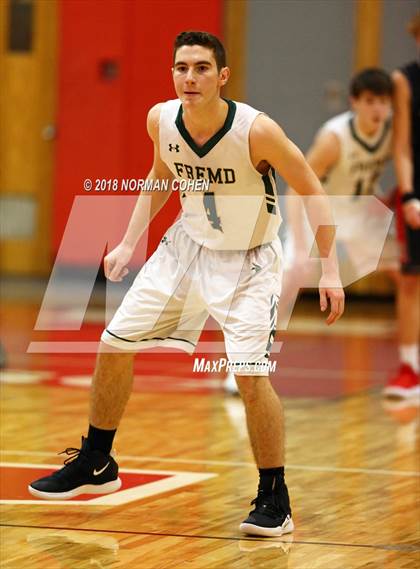 Thumbnail 1 in Fremd vs. Mundelein photogallery.