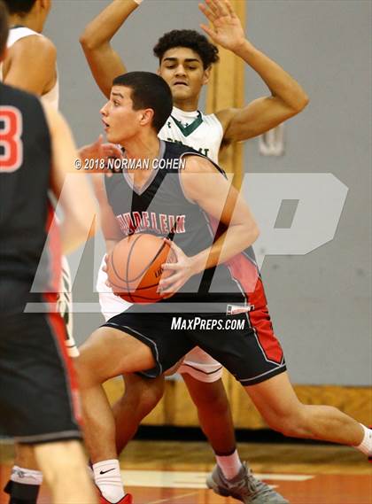 Thumbnail 1 in Fremd vs. Mundelein photogallery.
