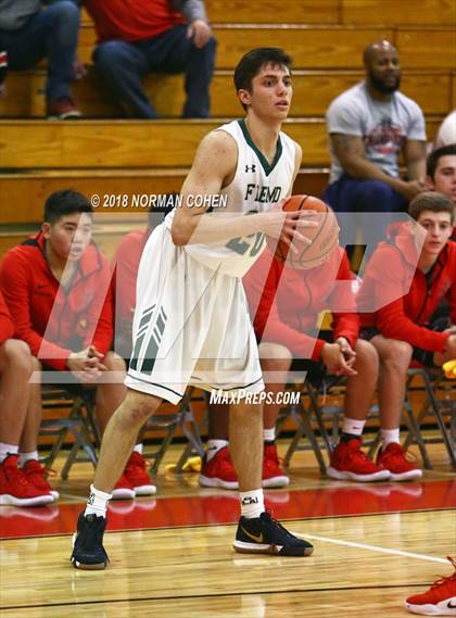 Thumbnail 2 in Fremd vs. Mundelein photogallery.