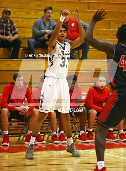 Thumbnail 1 in Fremd vs. Mundelein photogallery.