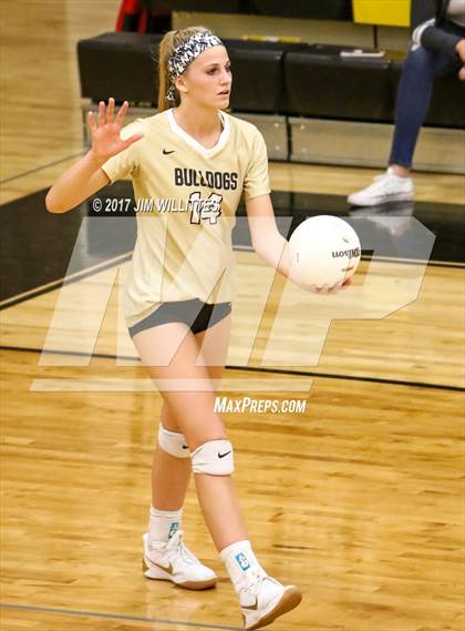 Thumbnail 1 in Chaparral vs. Queen Creek (AIA 5A Semifinal)  photogallery.