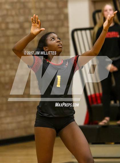 Thumbnail 3 in Chaparral vs. Queen Creek (AIA 5A Semifinal)  photogallery.