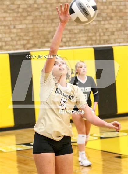 Thumbnail 1 in Chaparral vs. Queen Creek (AIA 5A Semifinal)  photogallery.
