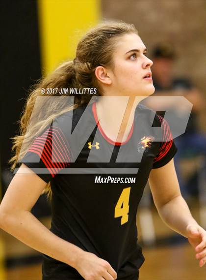 Thumbnail 1 in Chaparral vs. Queen Creek (AIA 5A Semifinal)  photogallery.