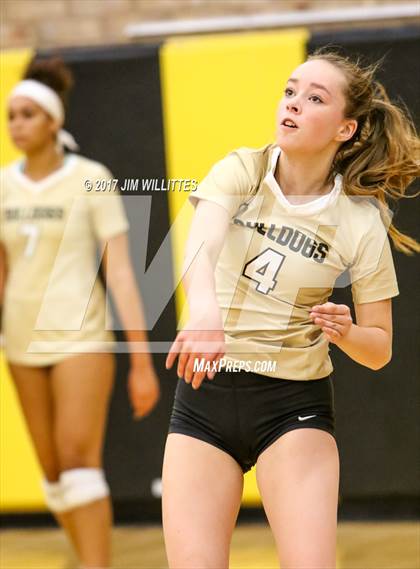 Thumbnail 2 in Chaparral vs. Queen Creek (AIA 5A Semifinal)  photogallery.