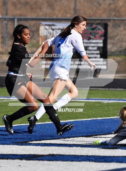 Thumbnail 3 in Coronado @ Nolan Catholic (National Elite Prep Showcase) photogallery.