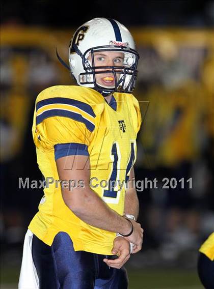Thumbnail 2 in A&M Consolidated vs. Stony Point (5A Region 2 Regional Playoffs) photogallery.