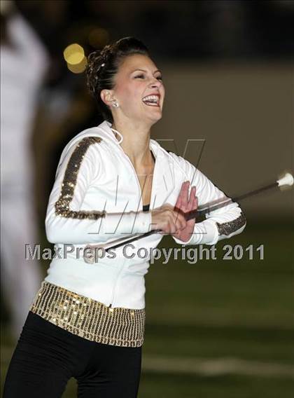 Thumbnail 2 in A&M Consolidated vs. Stony Point (5A Region 2 Regional Playoffs) photogallery.