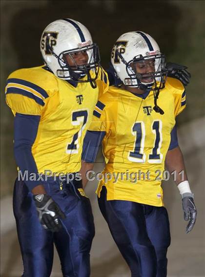 Thumbnail 3 in A&M Consolidated vs. Stony Point (5A Region 2 Regional Playoffs) photogallery.