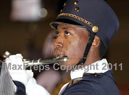 Thumbnail 1 in A&M Consolidated vs. Stony Point (5A Region 2 Regional Playoffs) photogallery.