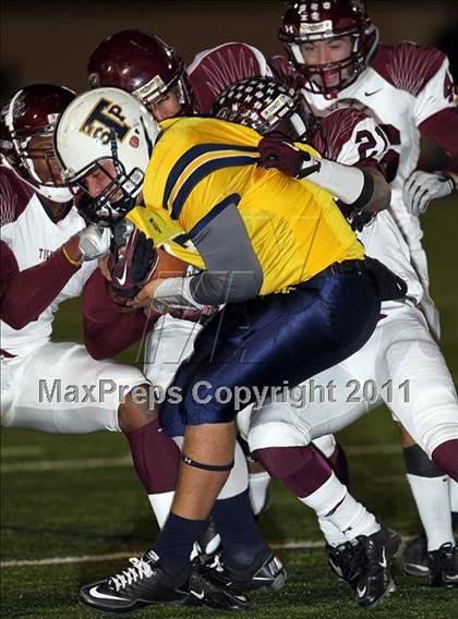 Thumbnail 2 in A&M Consolidated vs. Stony Point (5A Region 2 Regional Playoffs) photogallery.