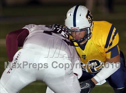 Thumbnail 3 in A&M Consolidated vs. Stony Point (5A Region 2 Regional Playoffs) photogallery.