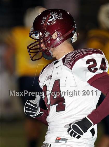 Thumbnail 1 in A&M Consolidated vs. Stony Point (5A Region 2 Regional Playoffs) photogallery.