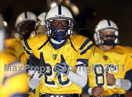 Thumbnail 3 in A&M Consolidated vs. Stony Point (5A Region 2 Regional Playoffs) photogallery.