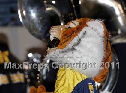 Thumbnail 1 in A&M Consolidated vs. Stony Point (5A Region 2 Regional Playoffs) photogallery.