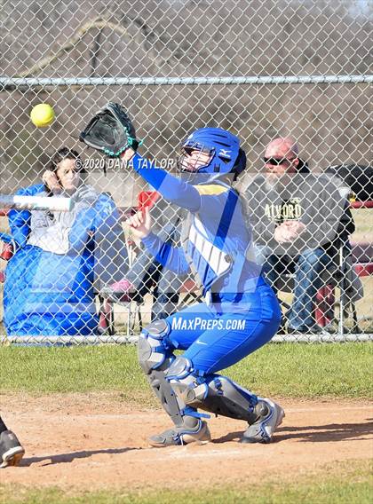 Thumbnail 2 in Lipan vs Mineral Wells (Millsap Tournament) photogallery.