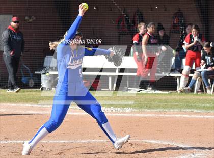 Thumbnail 2 in Lipan vs Mineral Wells (Millsap Tournament) photogallery.