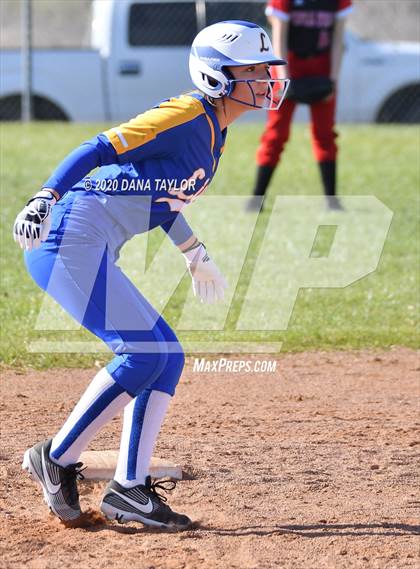 Thumbnail 2 in Lipan vs Mineral Wells (Millsap Tournament) photogallery.