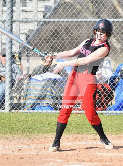 Thumbnail 2 in Lipan vs Mineral Wells (Millsap Tournament) photogallery.