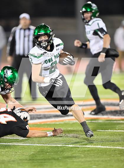 Thumbnail 3 in Iowa Park vs. Ferris (UIL 4A  Bi-District) photogallery.