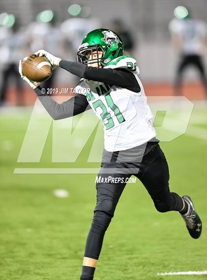 Thumbnail 3 in Iowa Park vs. Ferris (UIL 4A  Bi-District) photogallery.