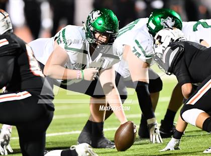 Thumbnail 1 in Iowa Park vs. Ferris (UIL 4A  Bi-District) photogallery.