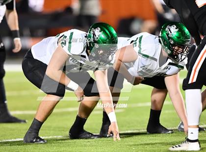 Thumbnail 2 in Iowa Park vs. Ferris (UIL 4A  Bi-District) photogallery.