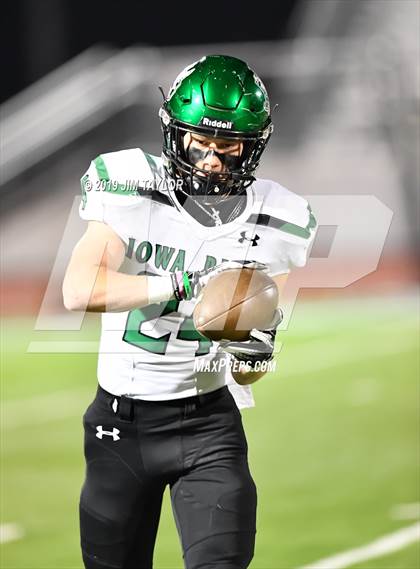 Thumbnail 2 in Iowa Park vs. Ferris (UIL 4A  Bi-District) photogallery.