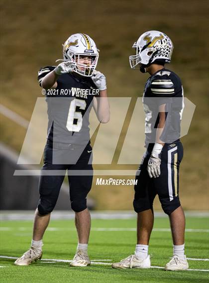 Thumbnail 1 in Wellington vs Vega (UIL 2A Bi-District Playoff) photogallery.