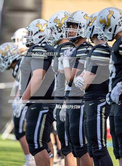 Thumbnail 3 in Wellington vs Vega (UIL 2A Bi-District Playoff) photogallery.