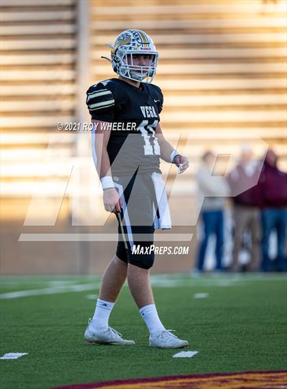 Thumbnail 2 in Wellington vs Vega (UIL 2A Bi-District Playoff) photogallery.