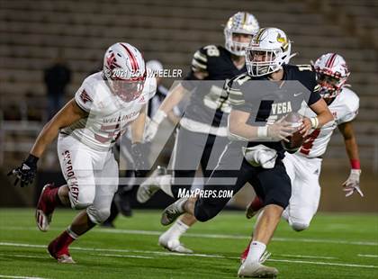 Thumbnail 3 in Wellington vs Vega (UIL 2A Bi-District Playoff) photogallery.